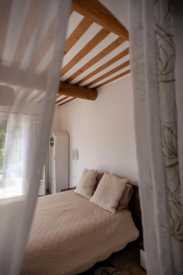 Les Manaux En Provence Bed & Breakfast Roquevaire Luaran gambar