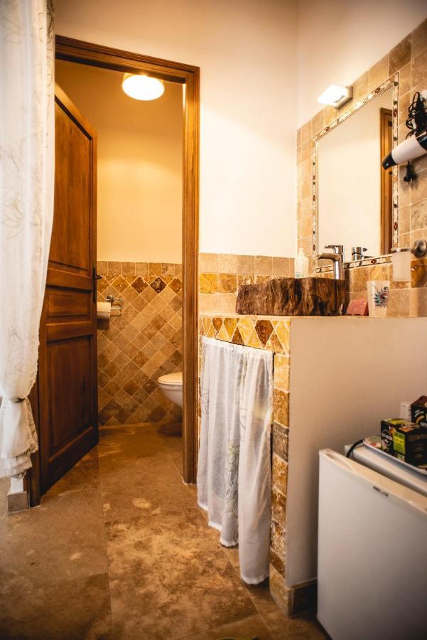Les Manaux En Provence Bed & Breakfast Roquevaire Luaran gambar