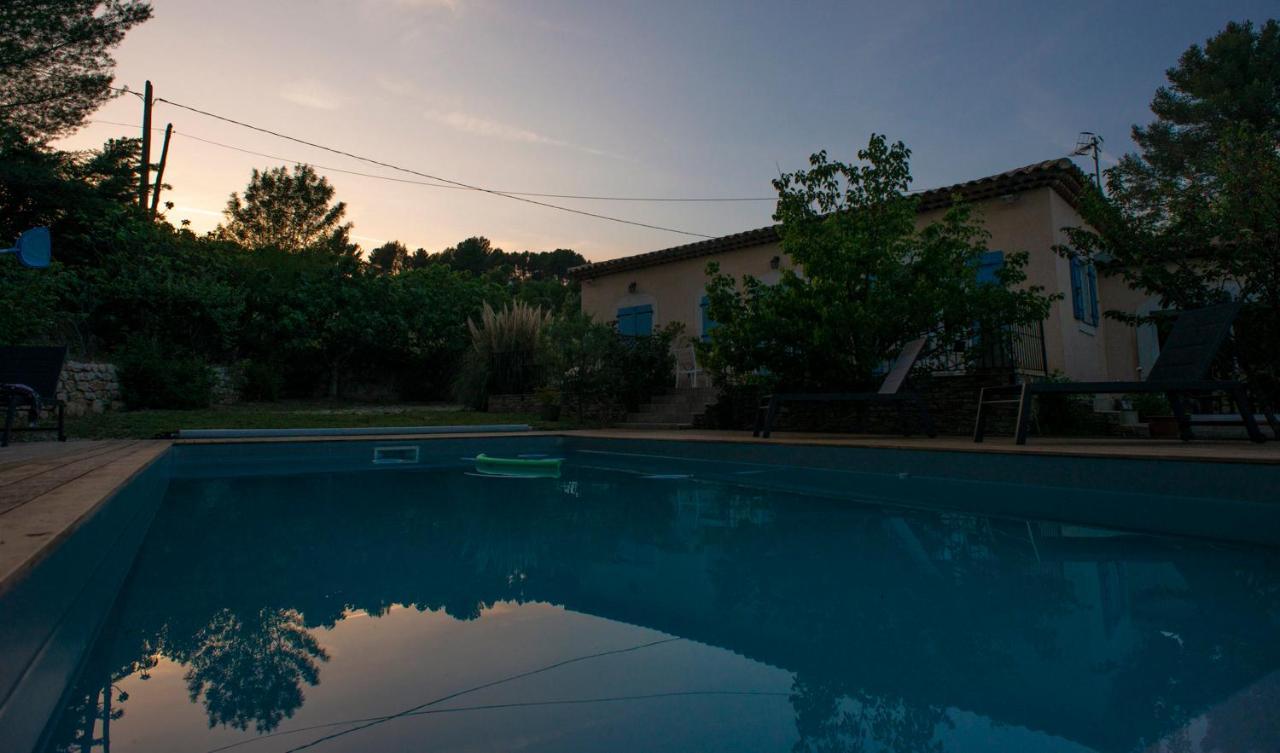 Les Manaux En Provence Bed & Breakfast Roquevaire Luaran gambar