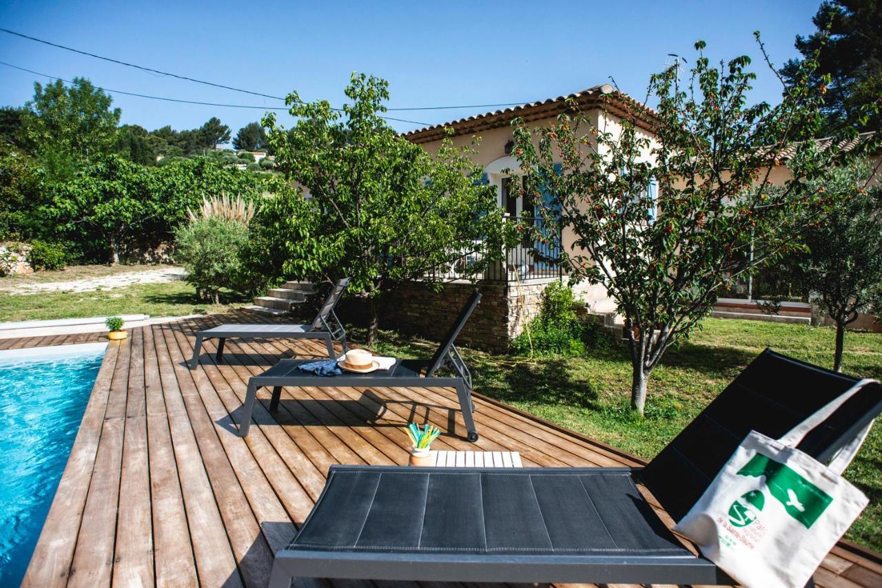Les Manaux En Provence Bed & Breakfast Roquevaire Luaran gambar