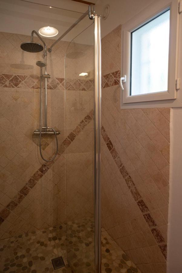 Les Manaux En Provence Bed & Breakfast Roquevaire Luaran gambar