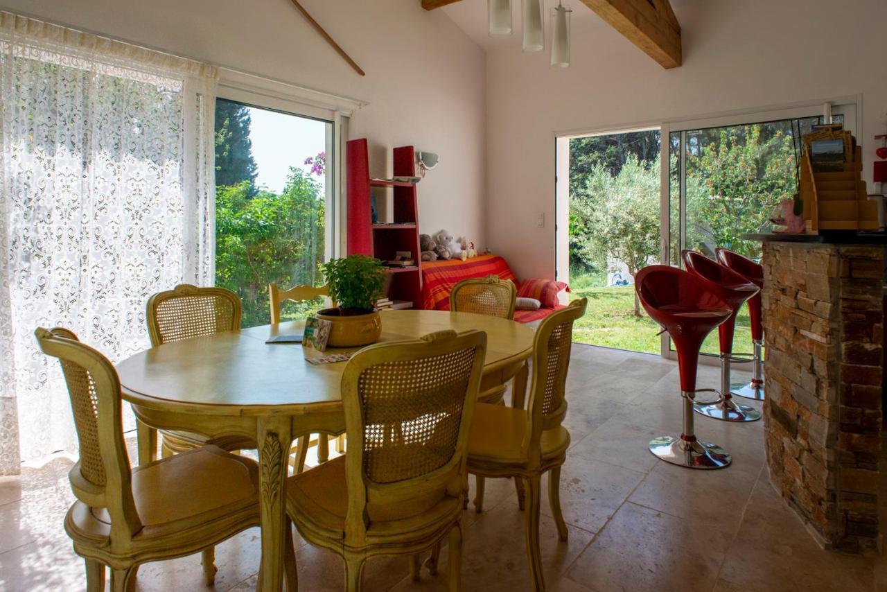 Les Manaux En Provence Bed & Breakfast Roquevaire Luaran gambar